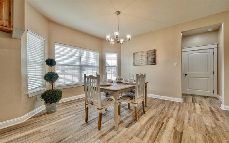 701 Linus Lane, Lindale, TX 75771, 3 Bedrooms Bedrooms, ,2 BathroomsBathrooms,Residential,For Sale,701 Linus Lane,20724295