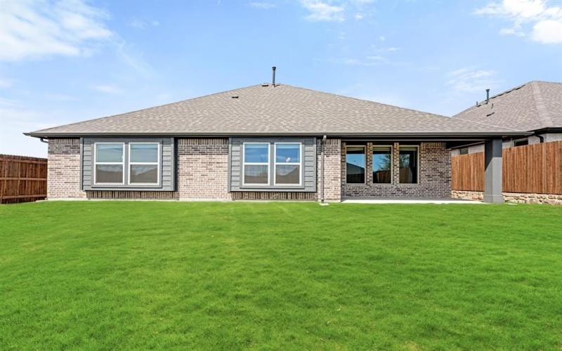 2617 Lila Street, Burleson, TX 76028, 3 Bedrooms Bedrooms, ,2 BathroomsBathrooms,Residential,For Sale,2617 Lila Street,20724416