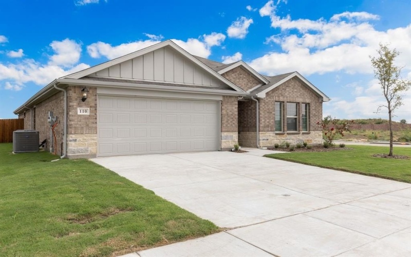 110 Arcane Street, Greenville, TX 75402, 4 Bedrooms Bedrooms, ,3 BathroomsBathrooms,Residential,For Sale,110 Arcane Street,20715004