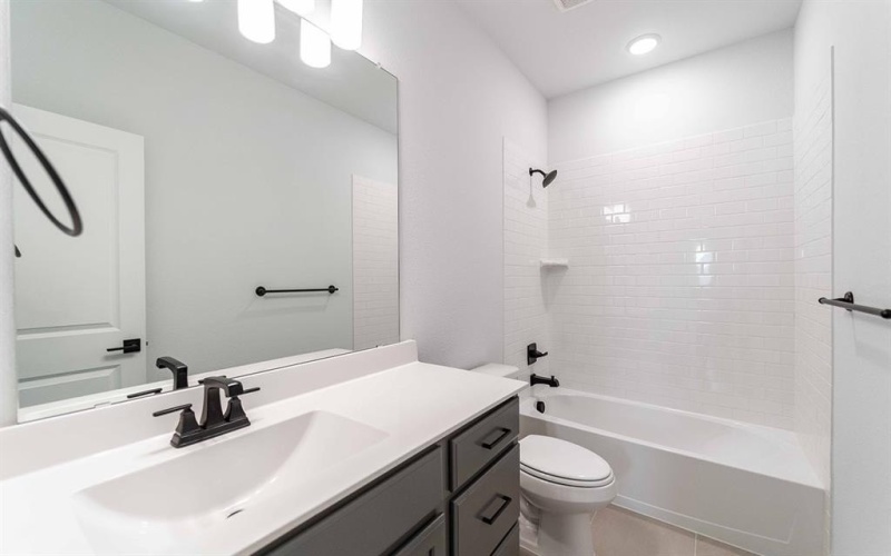 2423 Lundy Canyon Street, Forney, TX 75126, 3 Bedrooms Bedrooms, ,2 BathroomsBathrooms,Residential,For Sale,2423 Lundy Canyon Street,20715584