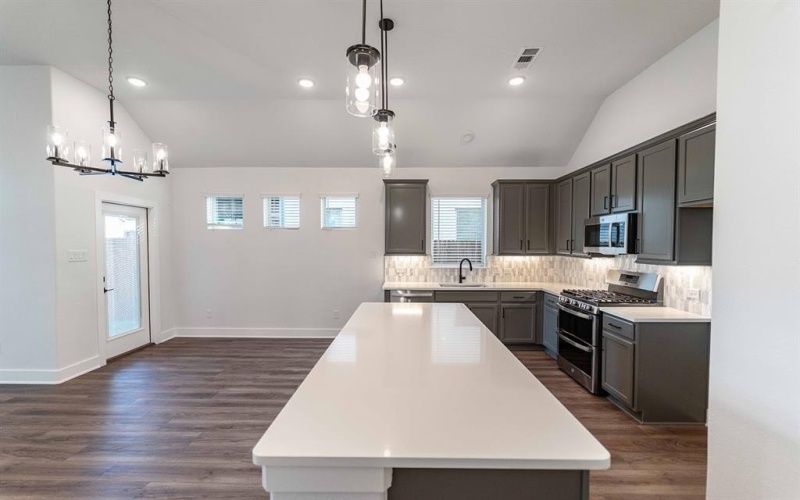 2423 Lundy Canyon Street, Forney, TX 75126, 3 Bedrooms Bedrooms, ,2 BathroomsBathrooms,Residential,For Sale,2423 Lundy Canyon Street,20715584