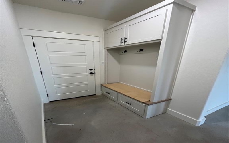 201 Jimmy Lane, Millsap, TX 76066, 3 Bedrooms Bedrooms, ,2 BathroomsBathrooms,Residential,For Sale,201 Jimmy Lane,20716400