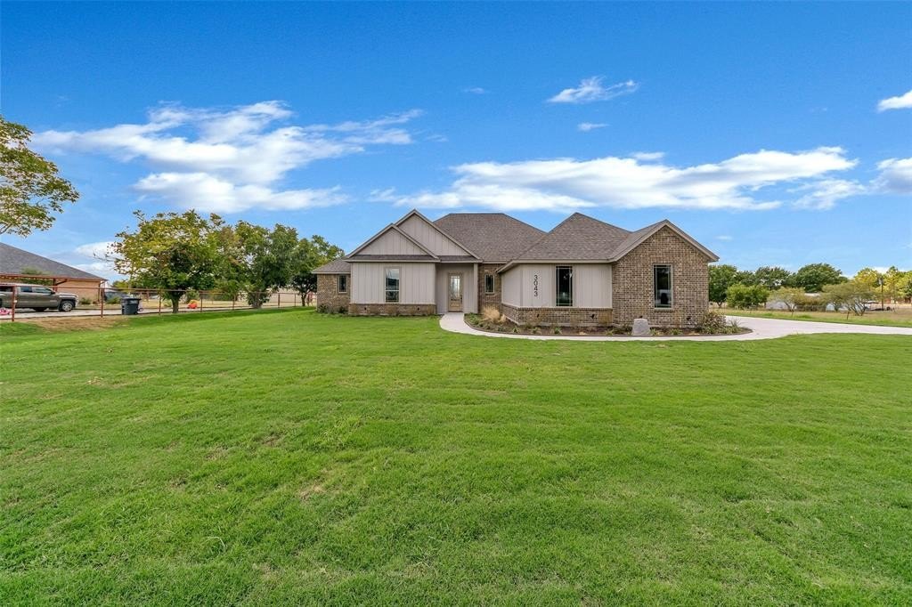 3043 Sunrise Trail, Weatherford, TX 76088, 4 Bedrooms Bedrooms, ,3 BathroomsBathrooms,Residential,For Sale,3043 Sunrise Trail,20716987