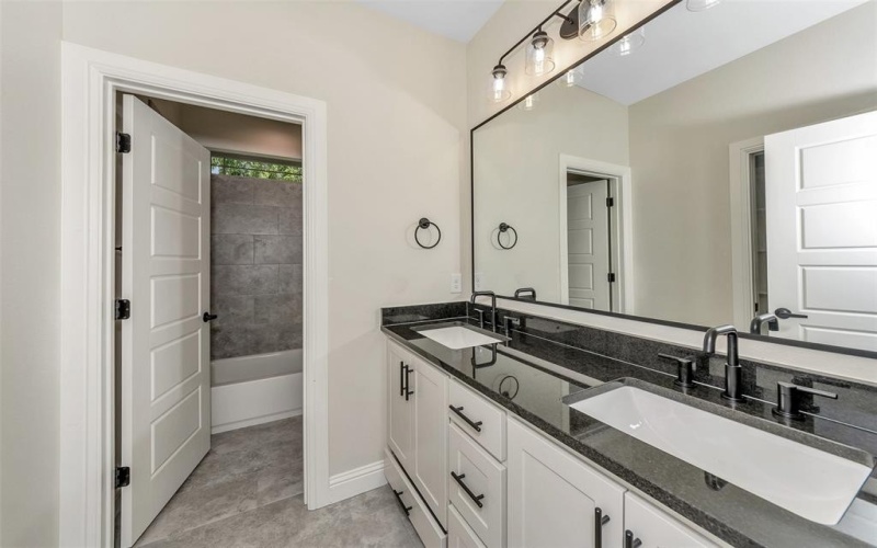3043 Sunrise Trail, Weatherford, TX 76088, 4 Bedrooms Bedrooms, ,3 BathroomsBathrooms,Residential,For Sale,3043 Sunrise Trail,20716987