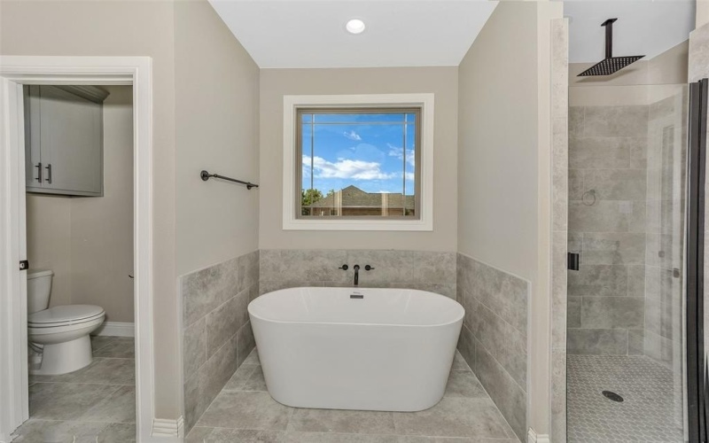 3037 Sunrise Trail, Weatherford, TX 76088, 4 Bedrooms Bedrooms, ,3 BathroomsBathrooms,Residential,For Sale,3037 Sunrise Trail,20717004