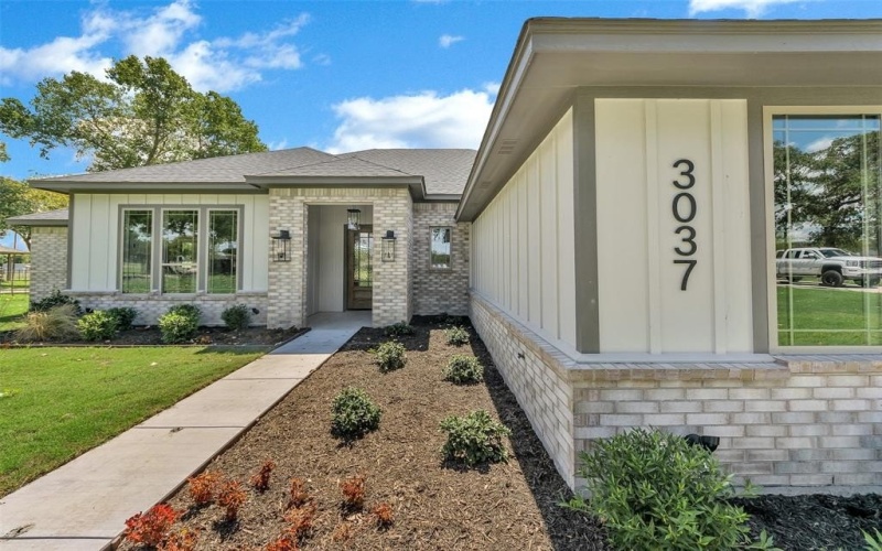 3037 Sunrise Trail, Weatherford, TX 76088, 4 Bedrooms Bedrooms, ,3 BathroomsBathrooms,Residential,For Sale,3037 Sunrise Trail,20717004