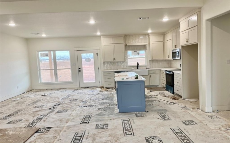 209 Jimmy Lane, Millsap, TX 76066, 3 Bedrooms Bedrooms, ,2 BathroomsBathrooms,Residential,For Sale,209 Jimmy Lane,20717477