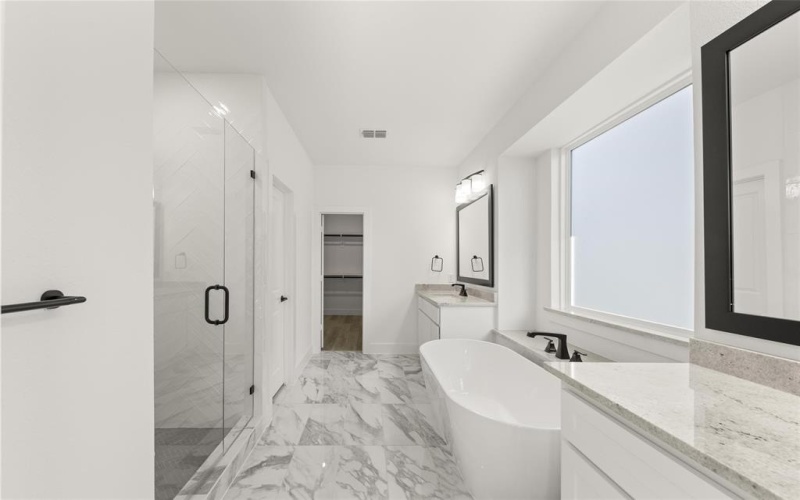 2045 Valencia Drive, Little Elm, TX 75068, 5 Bedrooms Bedrooms, ,5 BathroomsBathrooms,Residential,For Sale,2045 Valencia Drive,20717877