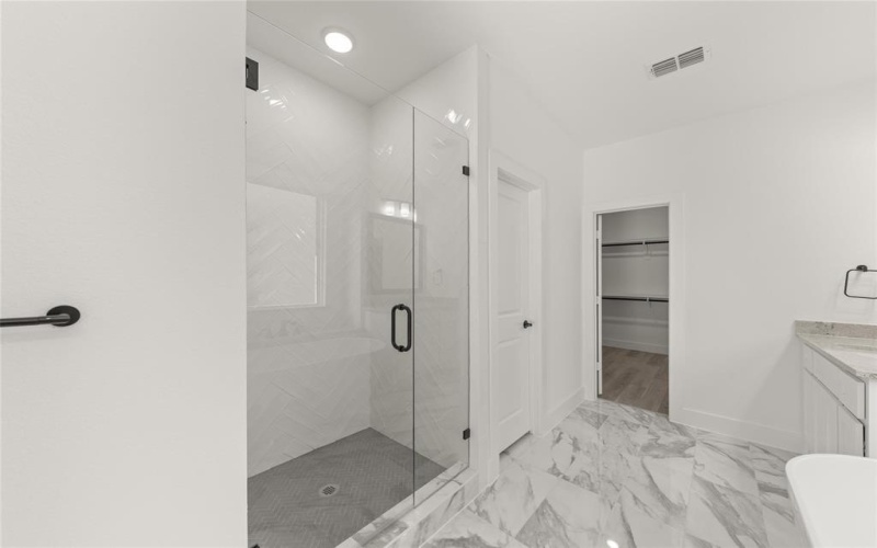 2045 Valencia Drive, Little Elm, TX 75068, 5 Bedrooms Bedrooms, ,5 BathroomsBathrooms,Residential,For Sale,2045 Valencia Drive,20717877