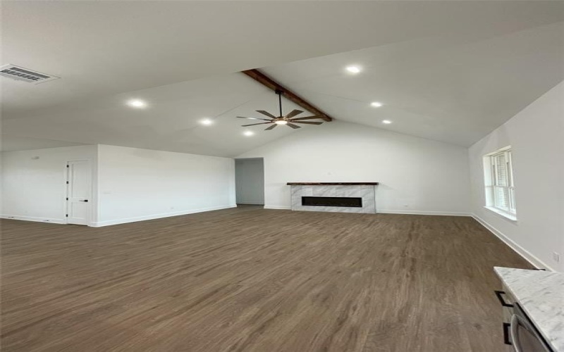 1428 Dixie Estates Way, Whitesboro, TX 76273, 4 Bedrooms Bedrooms, ,2 BathroomsBathrooms,Residential,For Sale,1428 Dixie Estates Way,20718740