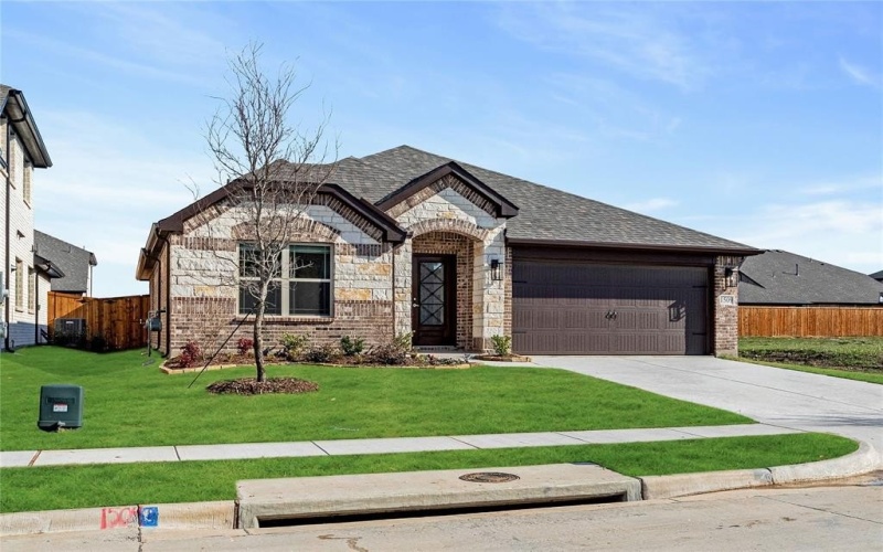 1509 Laurel Avenue, Aubrey, TX 76227, 3 Bedrooms Bedrooms, ,2 BathroomsBathrooms,Residential,For Sale,1509 Laurel Avenue,20719342