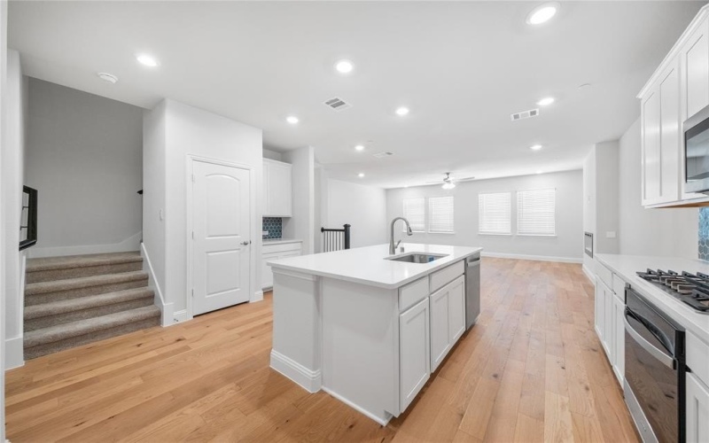 7854 Bayside Drive, Rowlett, TX 75088, 3 Habitaciones Habitaciones , ,3 BañosBaños,Residential,En Venta,7854 Bayside Drive,20720339