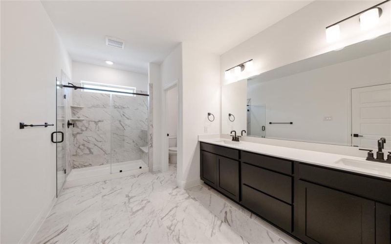 7858 Bayside Drive, Rowlett, TX 75088, 3 Bedrooms Bedrooms, ,3 BathroomsBathrooms,Residential,For Sale,7858 Bayside Drive,20720473