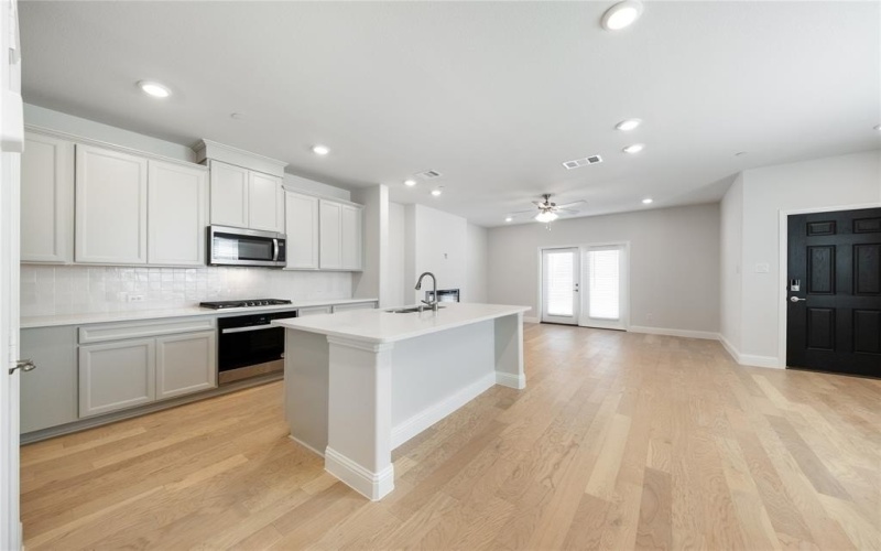 7862 Bayside Drive, Rowlett, TX 75088, 4 Bedrooms Bedrooms, ,3 BathroomsBathrooms,Residential,For Sale,7862 Bayside Drive,20720554