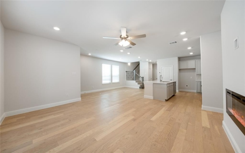 7862 Bayside Drive, Rowlett, TX 75088, 4 Bedrooms Bedrooms, ,3 BathroomsBathrooms,Residential,For Sale,7862 Bayside Drive,20720554