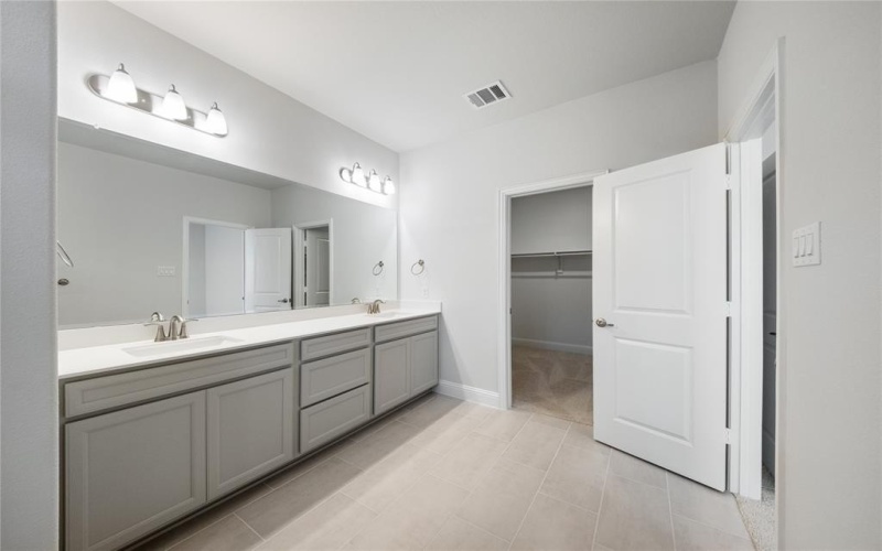 7862 Bayside Drive, Rowlett, TX 75088, 4 Bedrooms Bedrooms, ,3 BathroomsBathrooms,Residential,For Sale,7862 Bayside Drive,20720554