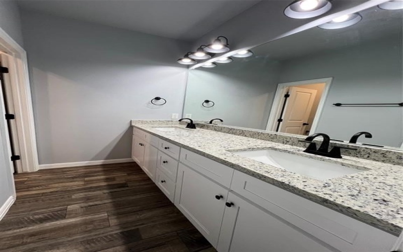 102 Levi Drive, Cleburne, TX 76031, 4 Bedrooms Bedrooms, ,2 BathroomsBathrooms,Residential,For Sale,102 Levi Drive,20735477