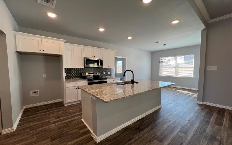102 Levi Drive, Cleburne, TX 76031, 4 Bedrooms Bedrooms, ,2 BathroomsBathrooms,Residential,For Sale,102 Levi Drive,20735477