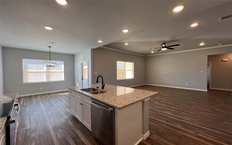 102 Levi Drive, Cleburne, TX 76031, 4 Bedrooms Bedrooms, ,2 BathroomsBathrooms,Residential,For Sale,102 Levi Drive,20735477