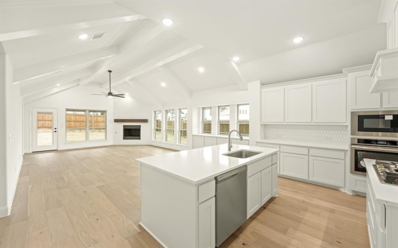 5600 Winona Lane, McKinney, TX 75071, 4 Bedrooms Bedrooms, ,3 BathroomsBathrooms,Residential,For Sale,5600 Winona Lane,20735542