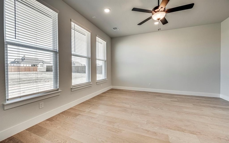 4025 Lagos Drive, Midlothian, TX 76065, 4 Habitaciones Habitaciones , ,3 BañosBaños,Residential,En Venta,4025 Lagos Drive,20735606