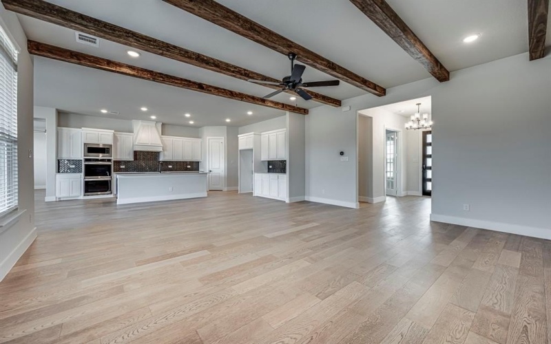 4025 Lagos Drive, Midlothian, TX 76065, 4 Habitaciones Habitaciones , ,3 BañosBaños,Residential,En Venta,4025 Lagos Drive,20735606