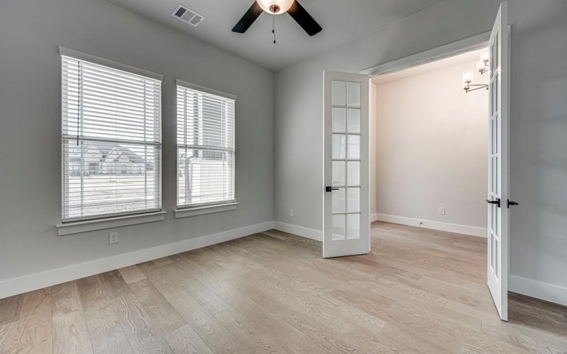 4025 Lagos Drive, Midlothian, TX 76065, 4 Habitaciones Habitaciones , ,3 BañosBaños,Residential,En Venta,4025 Lagos Drive,20735606