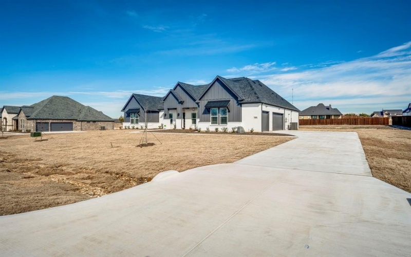 4025 Lagos Drive, Midlothian, TX 76065, 4 Habitaciones Habitaciones , ,3 BañosBaños,Residential,En Venta,4025 Lagos Drive,20735606