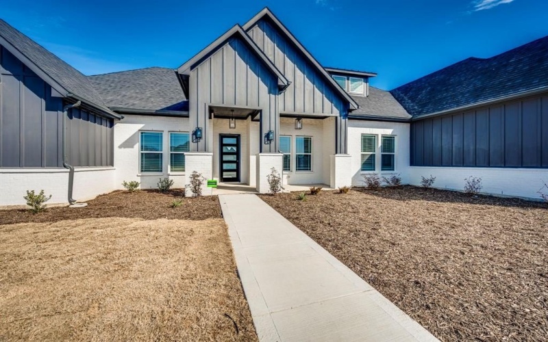 4025 Lagos Drive, Midlothian, TX 76065, 4 Habitaciones Habitaciones , ,3 BañosBaños,Residential,En Venta,4025 Lagos Drive,20735606