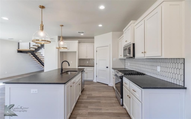 217 Pecan Street, Abilene, TX 79602, 4 Bedrooms Bedrooms, ,2 BathroomsBathrooms,Residential,For Sale,217 Pecan Street,20735664
