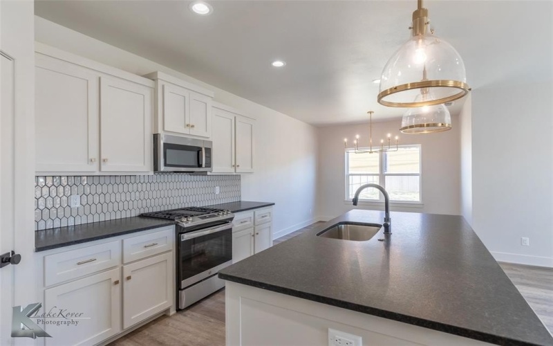 217 Pecan Street, Abilene, TX 79602, 4 Bedrooms Bedrooms, ,2 BathroomsBathrooms,Residential,For Sale,217 Pecan Street,20735664