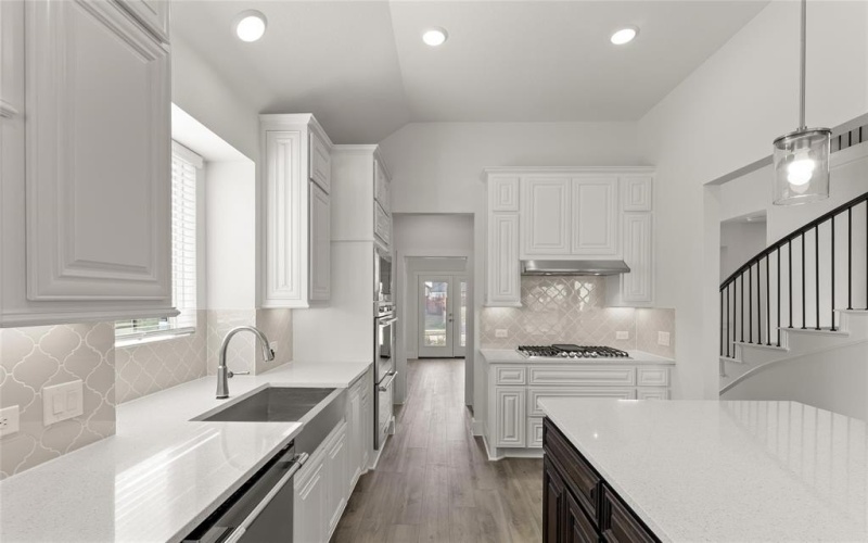 5208 Deep Creek Drive, Fort Worth, TX 76179, 5 Bedrooms Bedrooms, ,5 BathroomsBathrooms,Residential,For Sale,5208 Deep Creek Drive,20747827