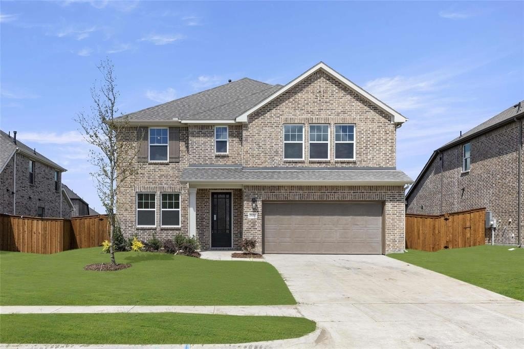 1631 Glacier Drive, Forney, TX 75126, 5 Bedrooms Bedrooms, ,2 BathroomsBathrooms,Residential,For Sale,1631 Glacier Drive,20736188