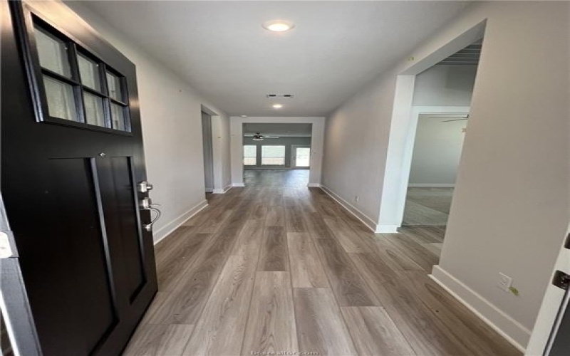 6410 Raleigh Loop, College Station, TX 77845, 4 Bedrooms Bedrooms, ,3 BathroomsBathrooms,Residential,For Sale,6410 Raleigh Loop,25002918