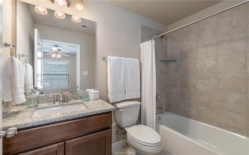 6409 Raleigh Loop, College Station, TX 77845, 5 Bedrooms Bedrooms, ,5 BathroomsBathrooms,Residential,For Sale,6409 Raleigh Loop,25005330