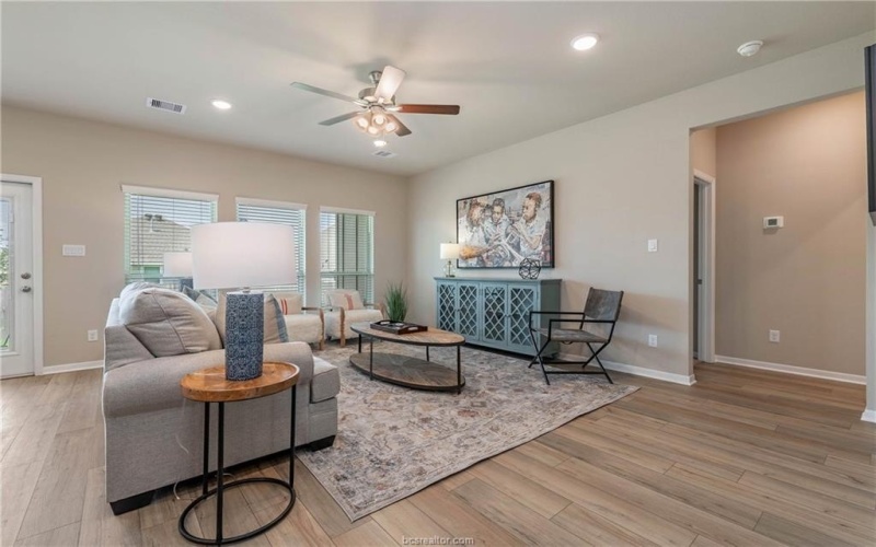 6409 Raleigh Loop, College Station, TX 77845, 5 Bedrooms Bedrooms, ,5 BathroomsBathrooms,Residential,For Sale,6409 Raleigh Loop,25005330