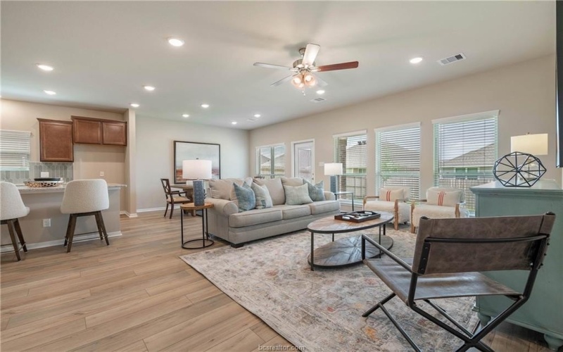 6409 Raleigh Loop, College Station, TX 77845, 5 Bedrooms Bedrooms, ,5 BathroomsBathrooms,Residential,For Sale,6409 Raleigh Loop,25005330