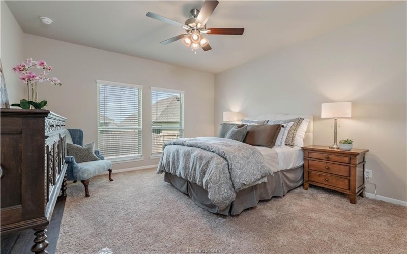 6409 Raleigh Loop, College Station, TX 77845, 5 Bedrooms Bedrooms, ,5 BathroomsBathrooms,Residential,For Sale,6409 Raleigh Loop,25005330