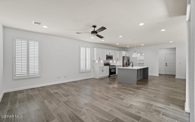 5868 Kobe Bryant Street, El Paso, TX 79924, 4 Bedrooms Bedrooms, ,3 BathroomsBathrooms,Residential,For Sale,5868 Kobe Bryant Street,893979