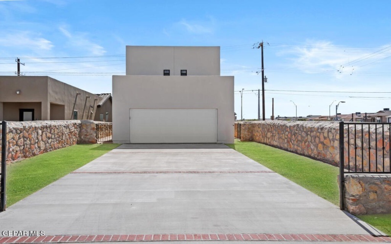 5868 Kobe Bryant Street, El Paso, TX 79924, 4 Bedrooms Bedrooms, ,3 BathroomsBathrooms,Residential,For Sale,5868 Kobe Bryant Street,893979