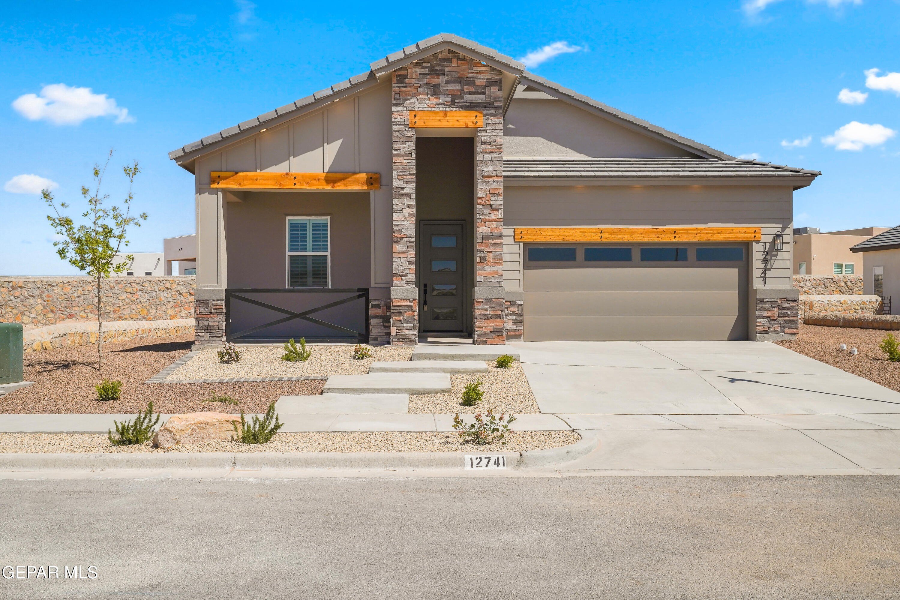 12741 Eltham Drive, Horizon City, TX 79928, 4 Bedrooms Bedrooms, ,2 BathroomsBathrooms,Residential,For Sale,12741 Eltham Drive,906333