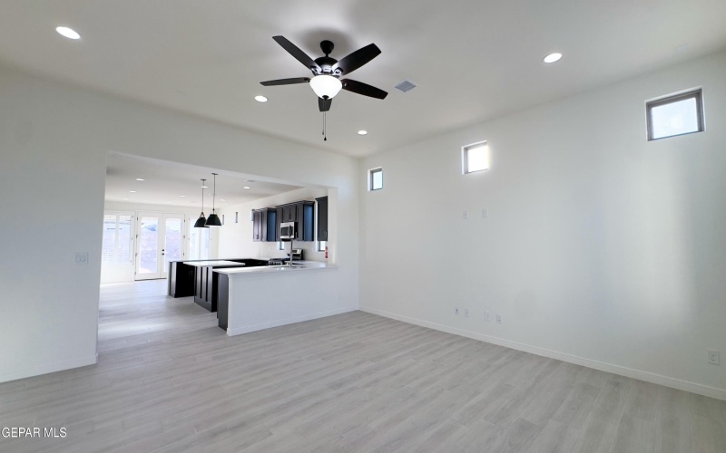 14936 Hill Ridge Court, El Paso, TX 79938, 3 Bedrooms Bedrooms, ,2 BathroomsBathrooms,Residential,For Sale,14936 Hill Ridge Court,897094