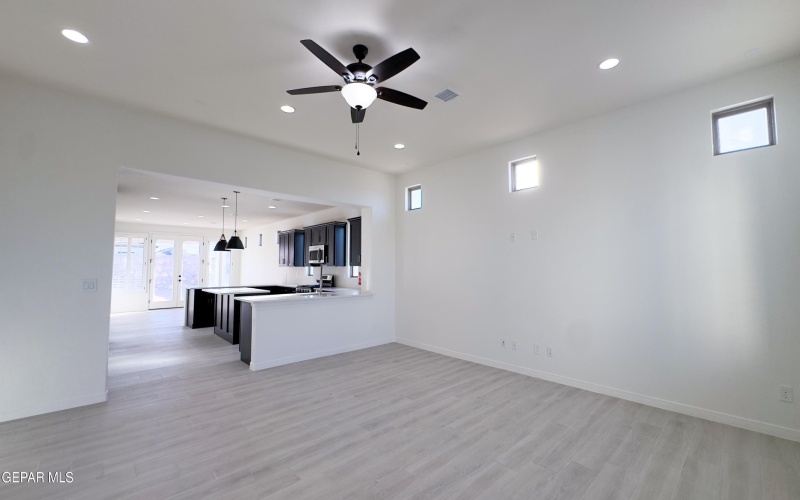 13361 Highworth Drive, El Paso, TX 79928, 3 Bedrooms Bedrooms, ,2 BathroomsBathrooms,Residential,For Sale,13361 Highworth Drive,897103