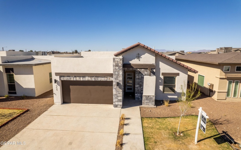 953 Aqueduct Avenue, El Paso, TX 79932, 3 Bedrooms Bedrooms, ,Residential,For Sale,953 Aqueduct Avenue,897505