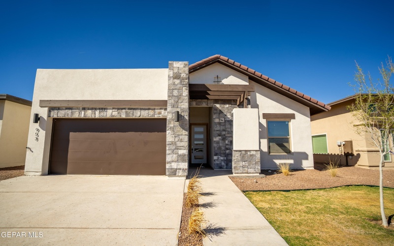 953 Aqueduct Avenue, El Paso, TX 79932, 3 Bedrooms Bedrooms, ,Residential,For Sale,953 Aqueduct Avenue,897505