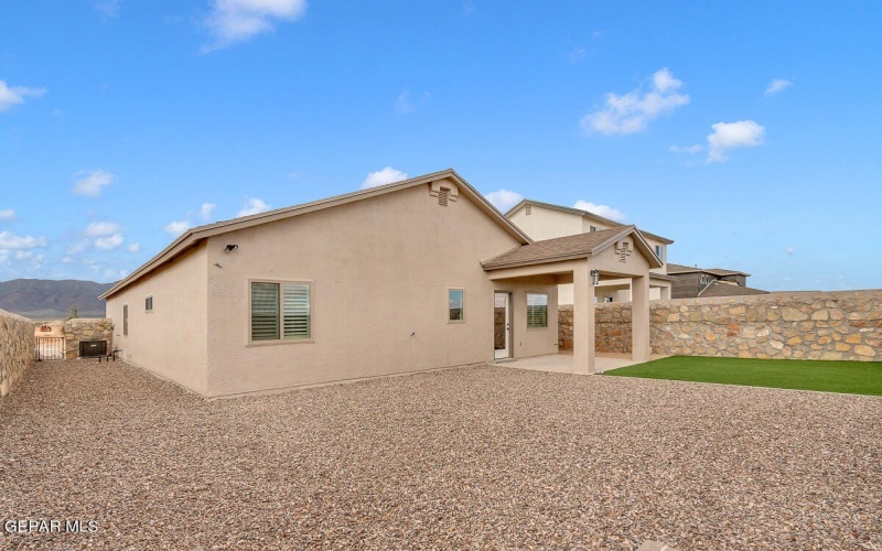940 Raegil Street, El Paso, TX 79928, 3 Habitaciones Habitaciones , ,1 BañoBaños,Residential,En Venta,940 Raegil Street,898606