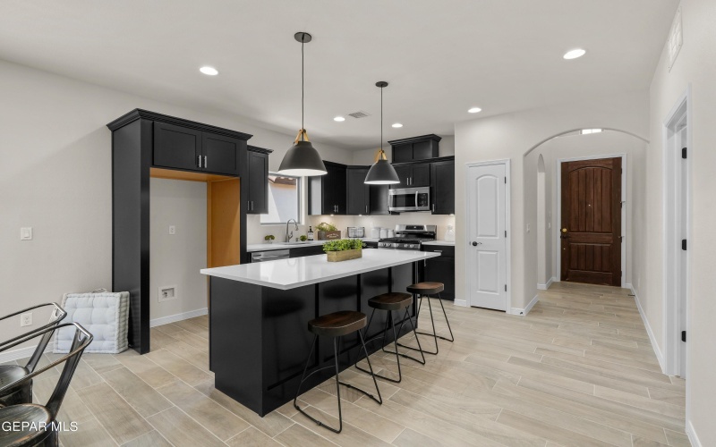 12700 Fredericksberg Avenue, El Paso, TX 79928, 4 Bedrooms Bedrooms, ,2 BathroomsBathrooms,Residential,For Sale,12700 Fredericksberg Avenue,909910