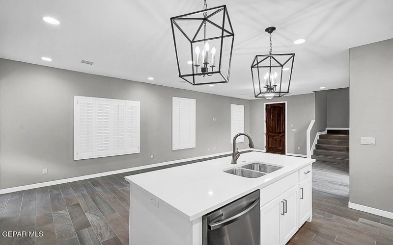 5852 Kobe Bryant St, El Paso, TX 79924, 4 Bedrooms Bedrooms, ,3 BathroomsBathrooms,Residential,For Sale,5852 Kobe Bryant St,911638