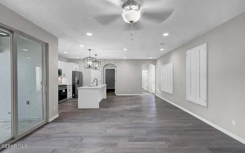 5852 Kobe Bryant St, El Paso, TX 79924, 4 Bedrooms Bedrooms, ,3 BathroomsBathrooms,Residential,For Sale,5852 Kobe Bryant St,911638