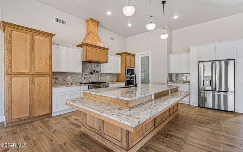6418 Cadence River Drive, El Paso, TX 79932, 4 Habitaciones Habitaciones , ,3 BañosBaños,Residential,En Venta,6418 Cadence River Drive,911658